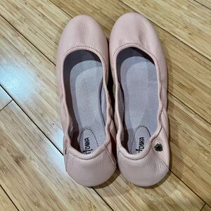 Minnetonka Blush Leather Anna Flats sz 9.5
